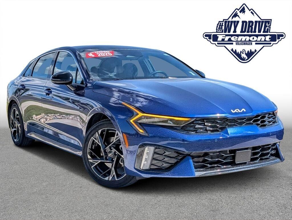 2025 Kia K5 GT-Line — photo 1 of 26