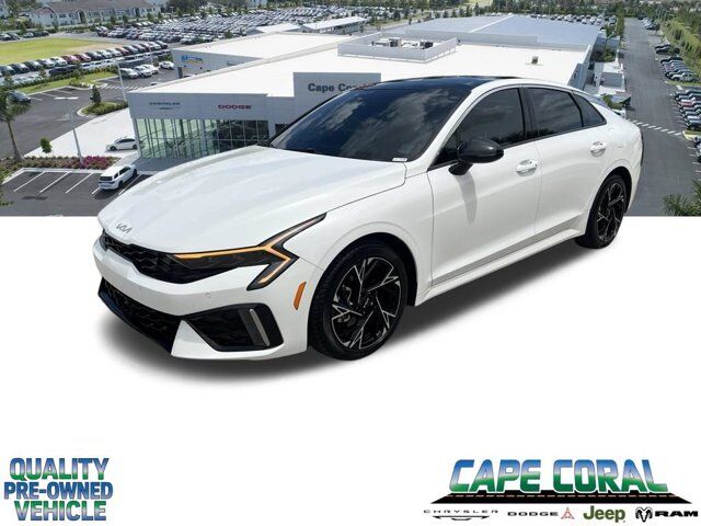 2025 Kia K5 GT-Line — photo 1 of 13