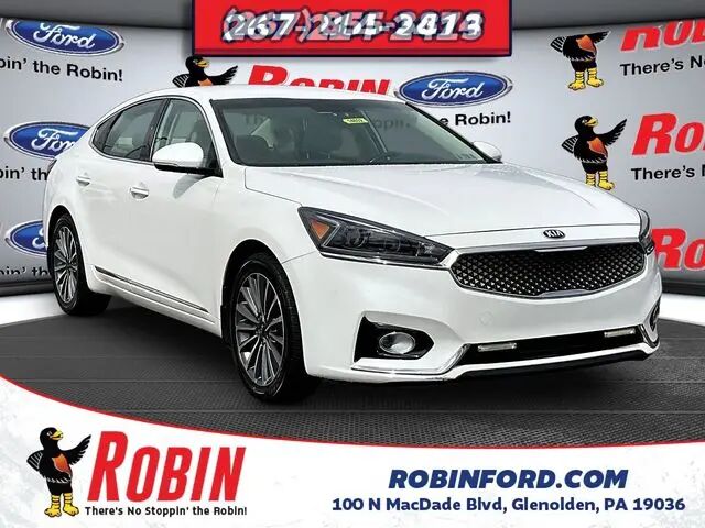 2017 Kia Cadenza Technology