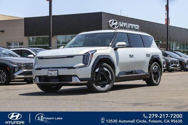 2024 Kia EV9 Land — photo 1 of 11