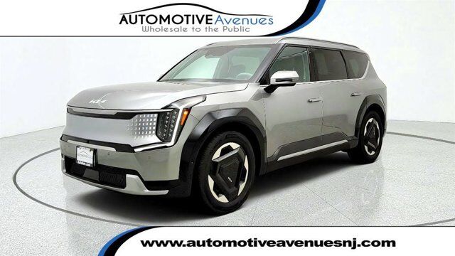 2024 Kia EV9 Land