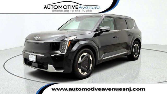 2024 Kia EV9 Land
