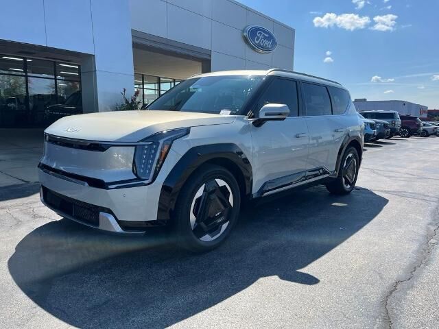 2024 Kia EV9 Land