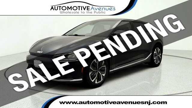 2023 Kia EV6 Wind — photo 1 of 13