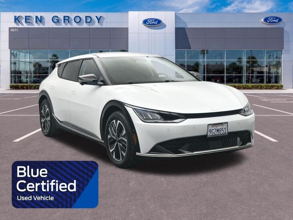 2023 Kia EV6 Wind — photo 1 of 1
