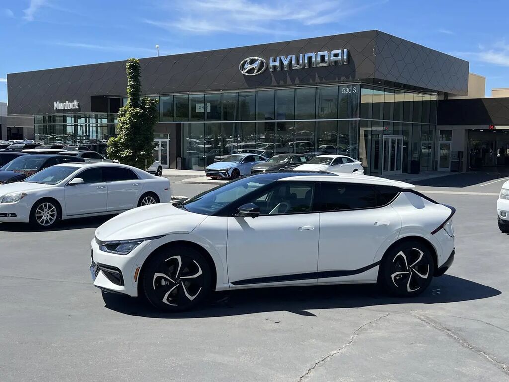 2024 Kia EV6 GT-Line — photo 1 of 13