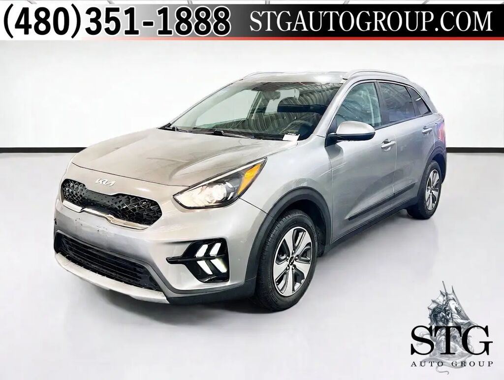 2022 Kia Niro LX — photo 1 of 13