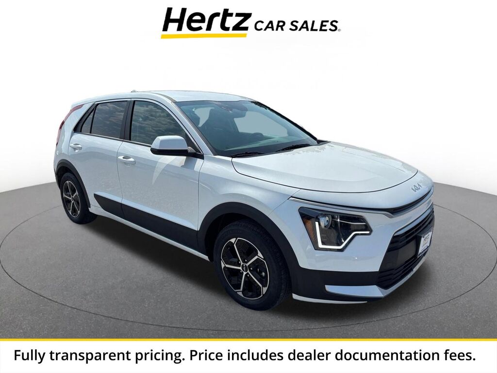2026 Kia Niro LX — photo 1 of 13