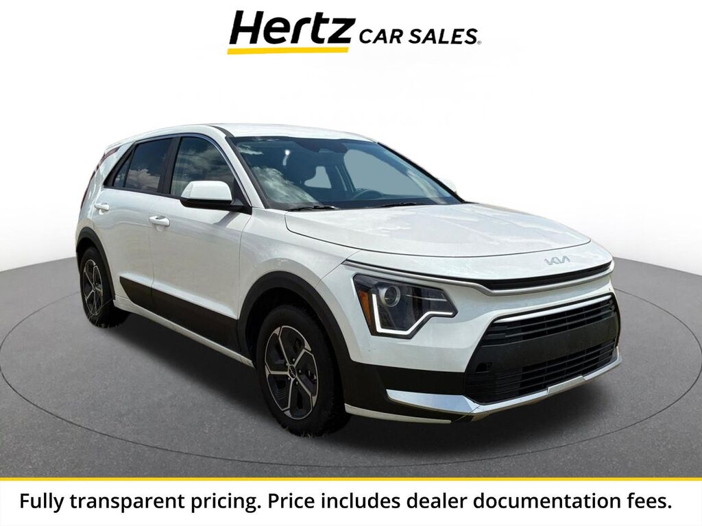 2026 Kia Niro LX — photo 1 of 13