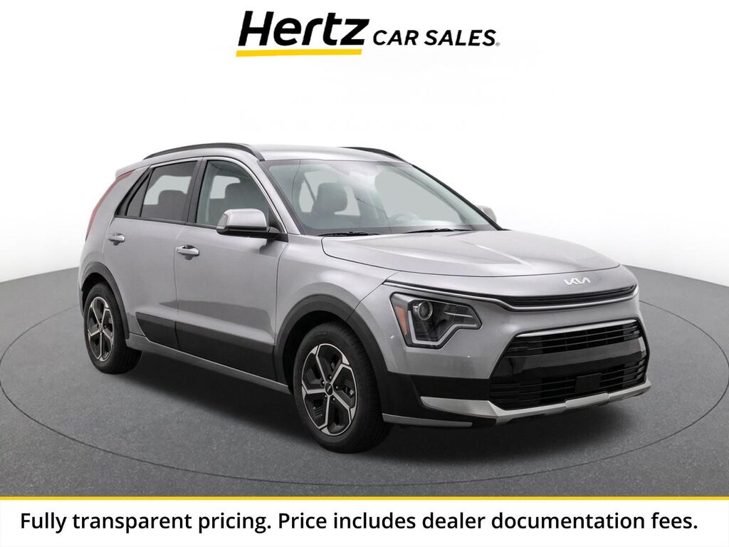 2026 Kia Niro LX — photo 1 of 10