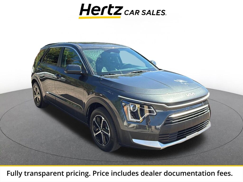 2026 Kia Niro LX — photo 1 of 11