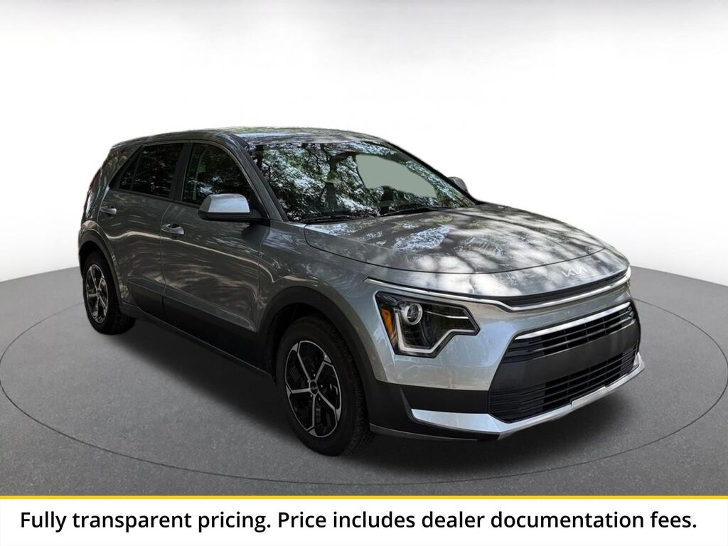 2026 Kia Niro LX — photo 1 of 1