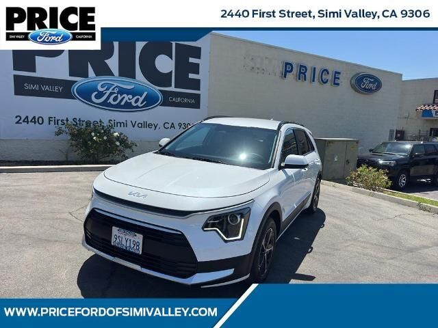 2025 Kia Niro LX