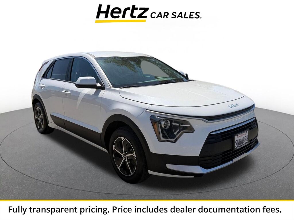 2026 Kia Niro LX — photo 1 of 13