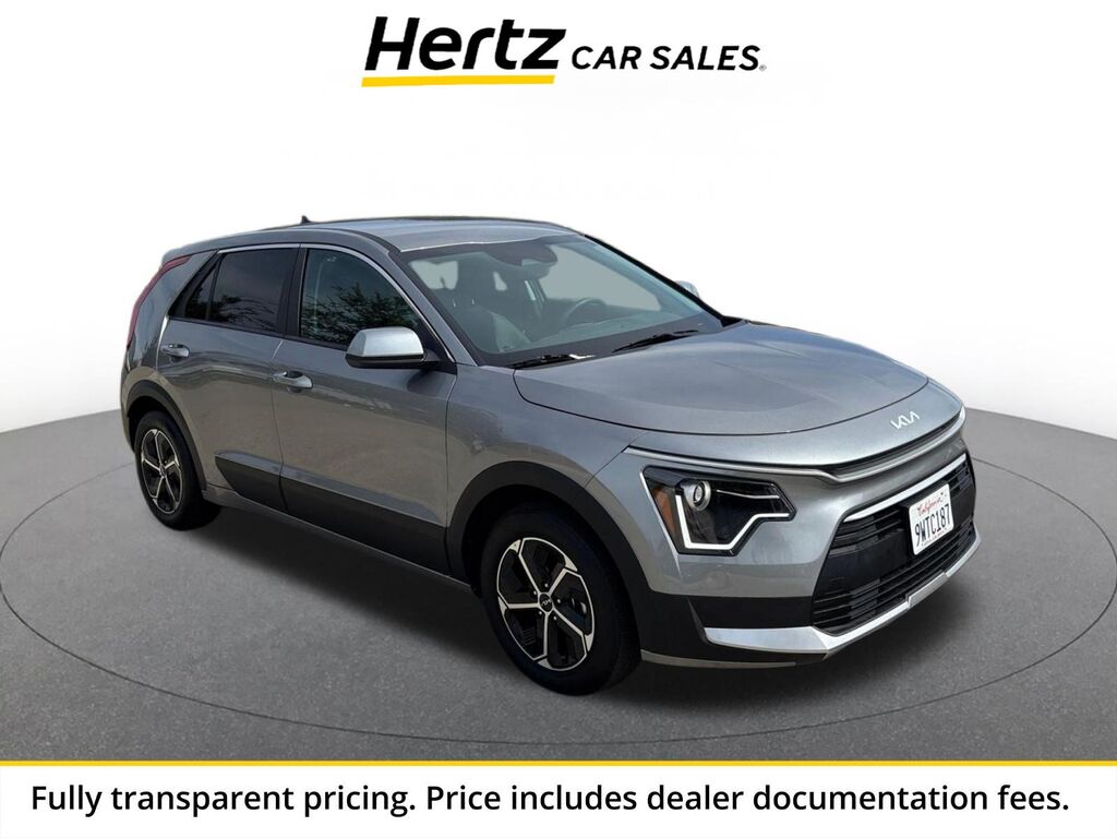 2026 Kia Niro LX — photo 1 of 13