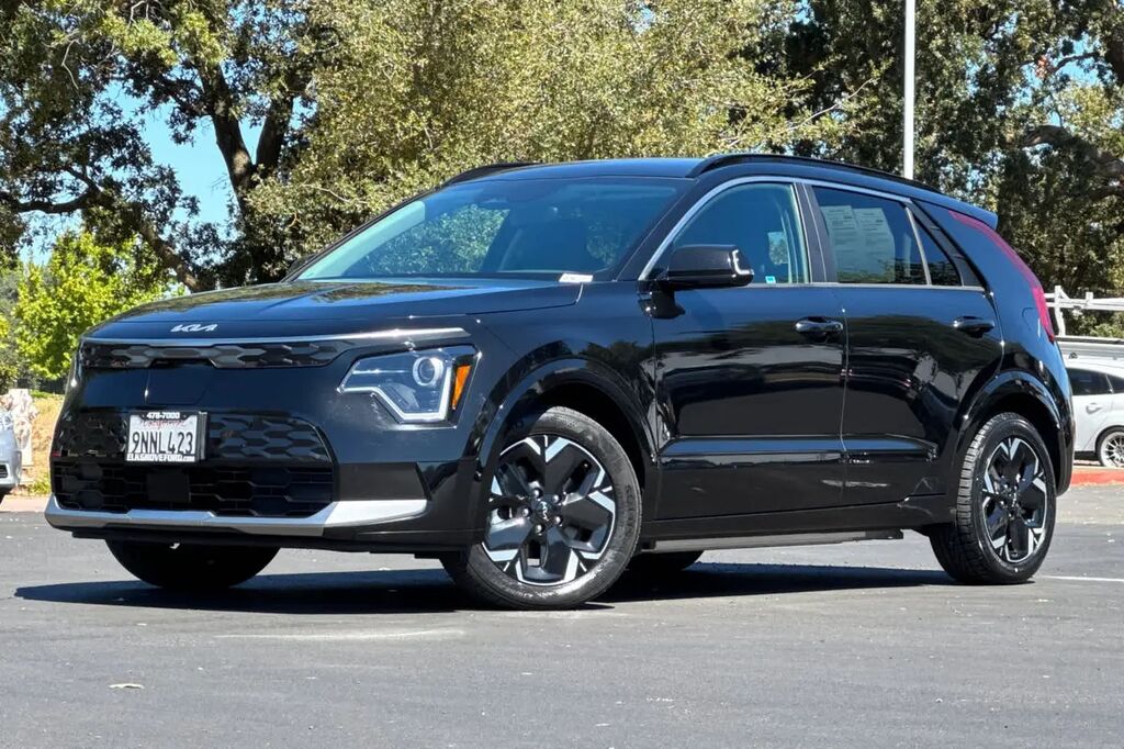 2024 Kia Niro EV Wind — photo 1 of 13