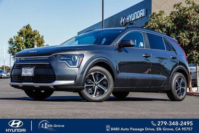 2025 Kia Niro EX — photo 1 of 1