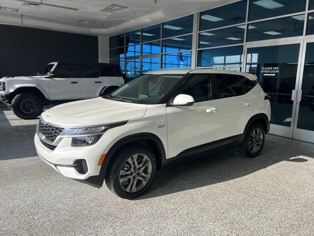 2023 Kia Seltos LX