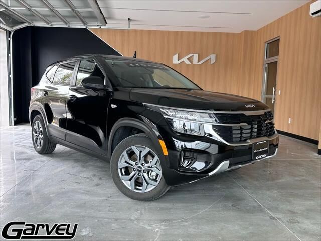 2025 Kia Seltos LX
