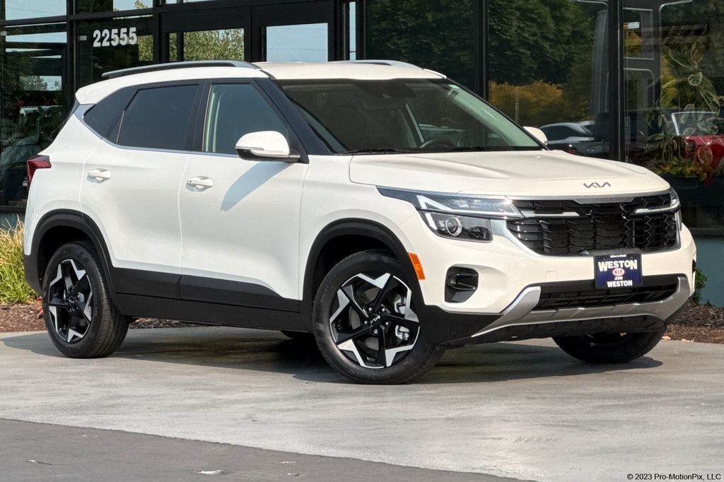 2025 Kia Seltos EX — photo 1 of 13