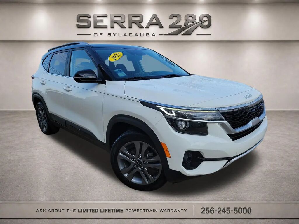 2023 Kia Seltos S — photo 1 of 13