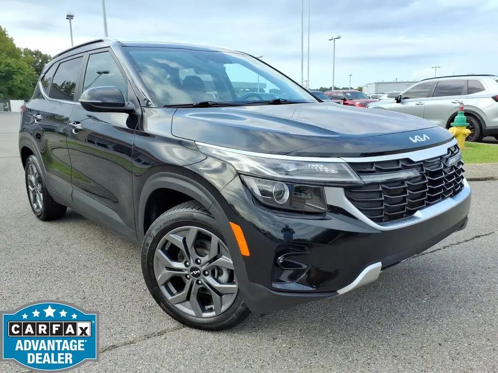 2024 Kia Seltos S — photo 1 of 13