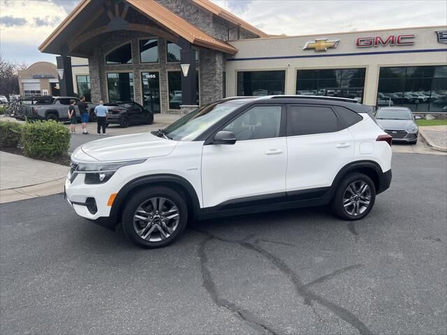 2021 Kia Seltos S — photo 1 of 13