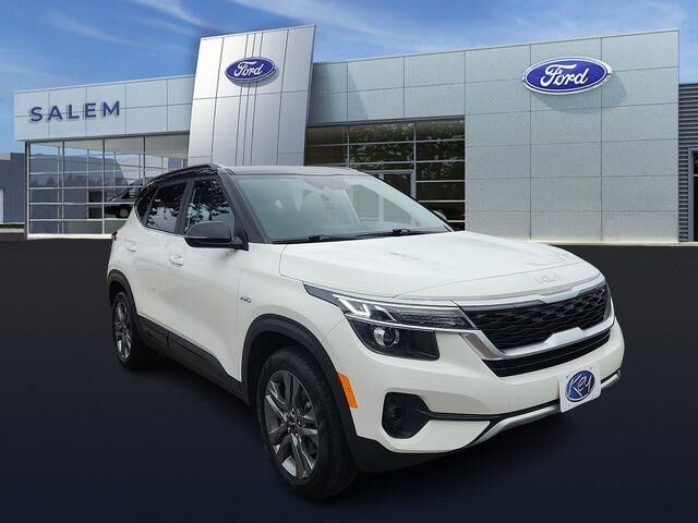 2022 Kia Seltos S
