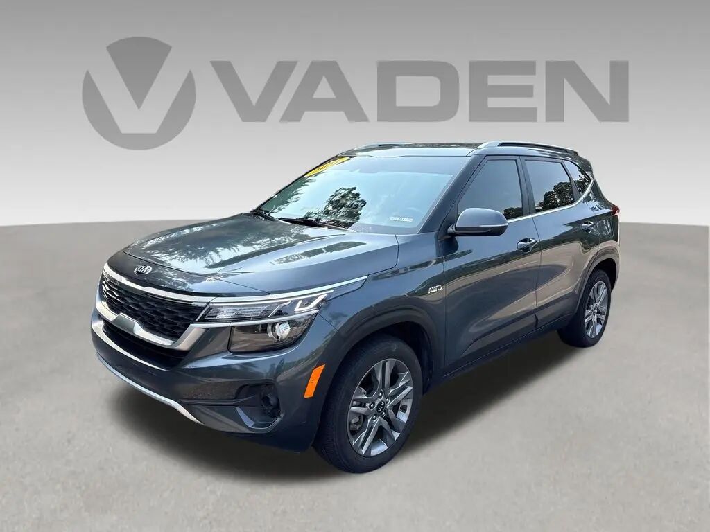 2021 Kia Seltos S — photo 1 of 13