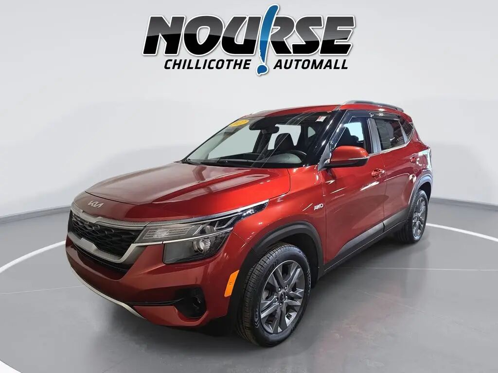 2022 Kia Seltos S — photo 1 of 13