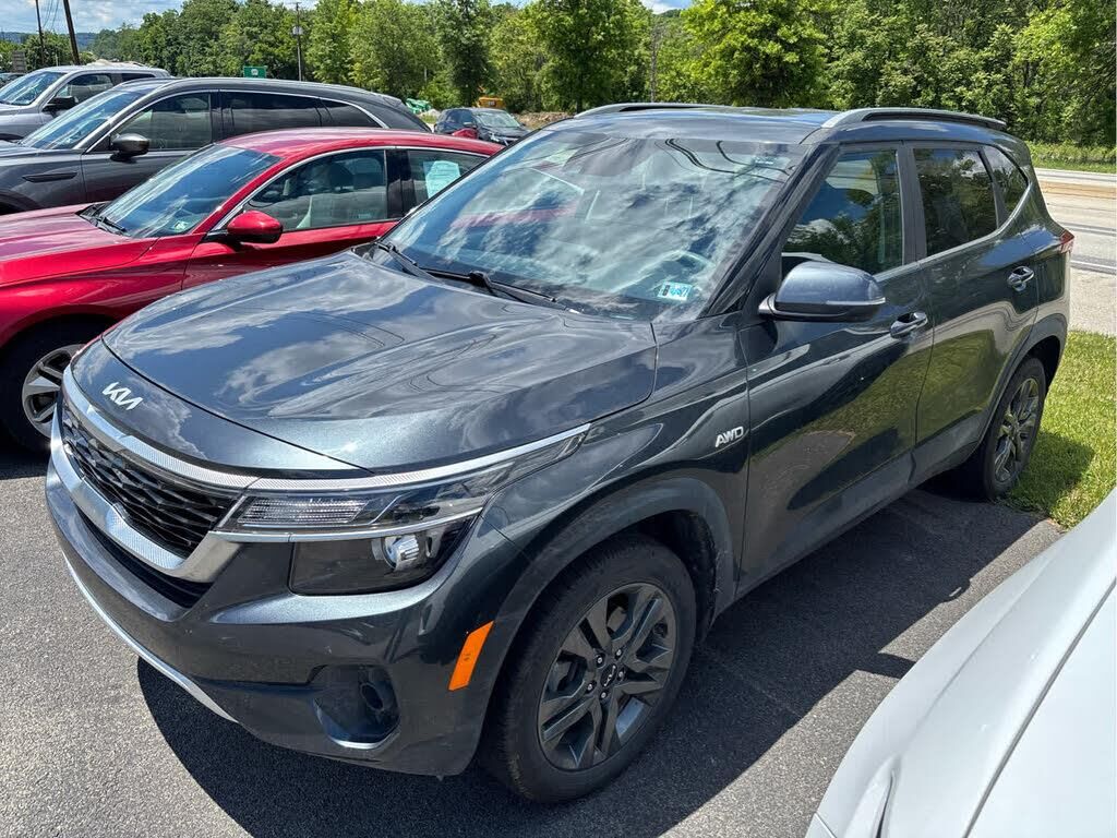 2023 Kia Seltos S