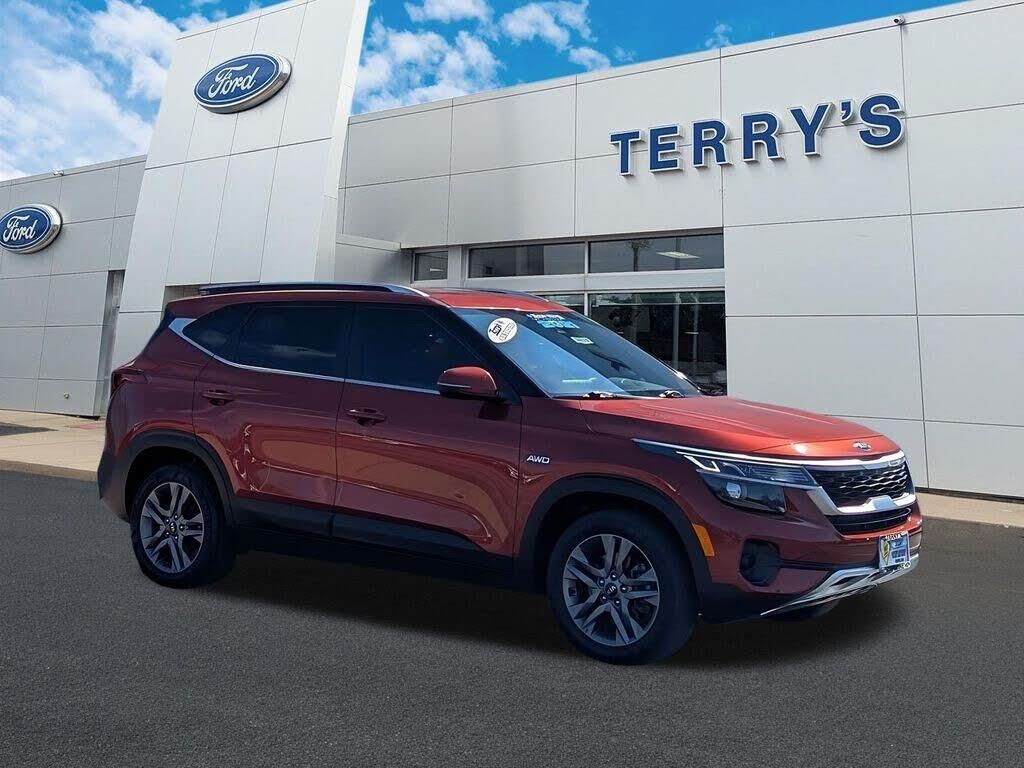 2021 Kia Seltos S — photo 1 of 1