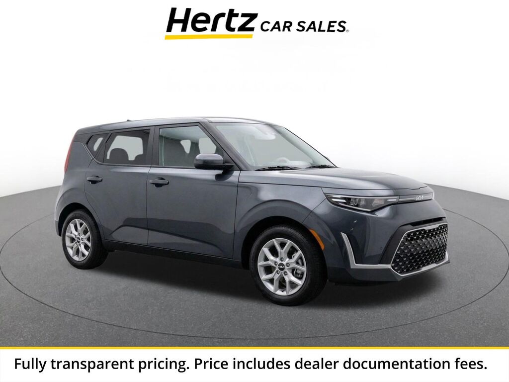 2025 Kia Soul LX — photo 1 of 8