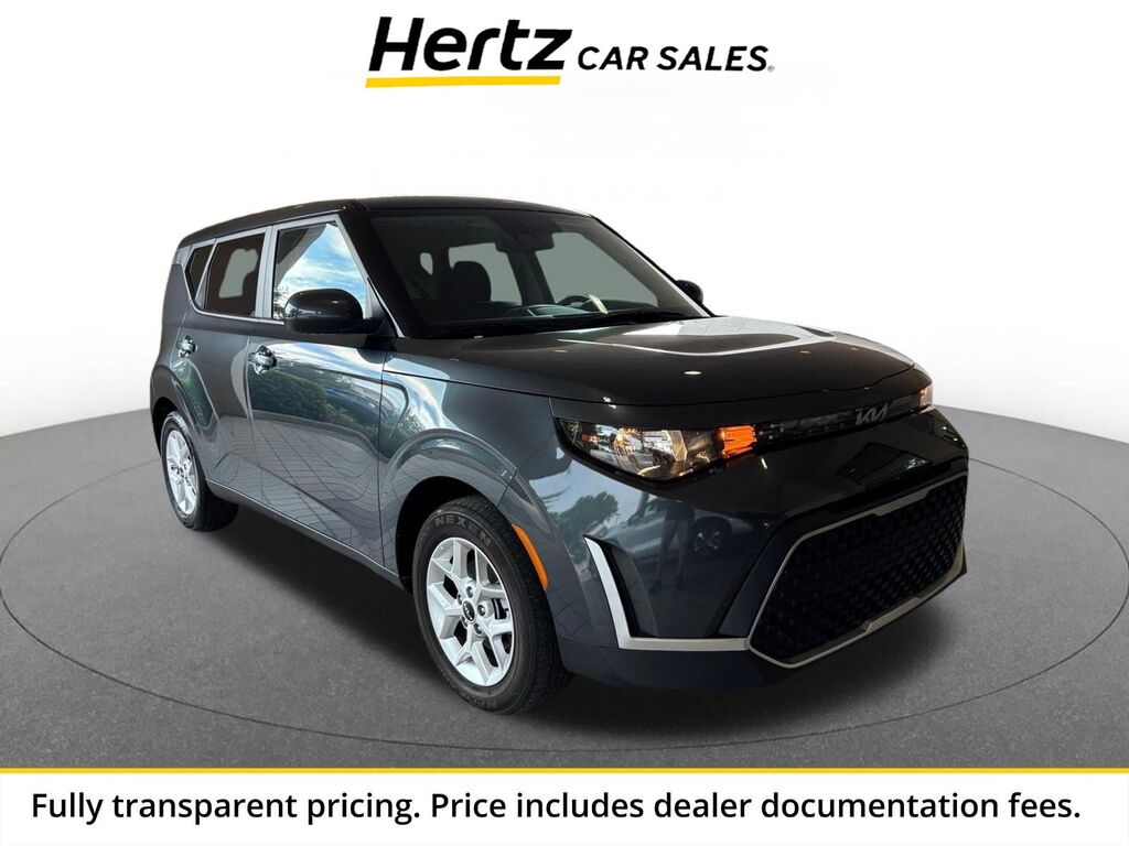 2025 Kia Soul LX — photo 1 of 1