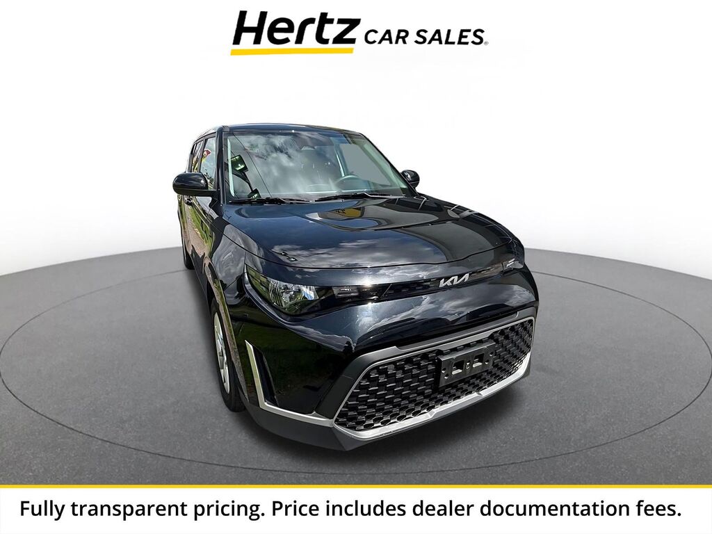 2025 Kia Soul LX — photo 1 of 11