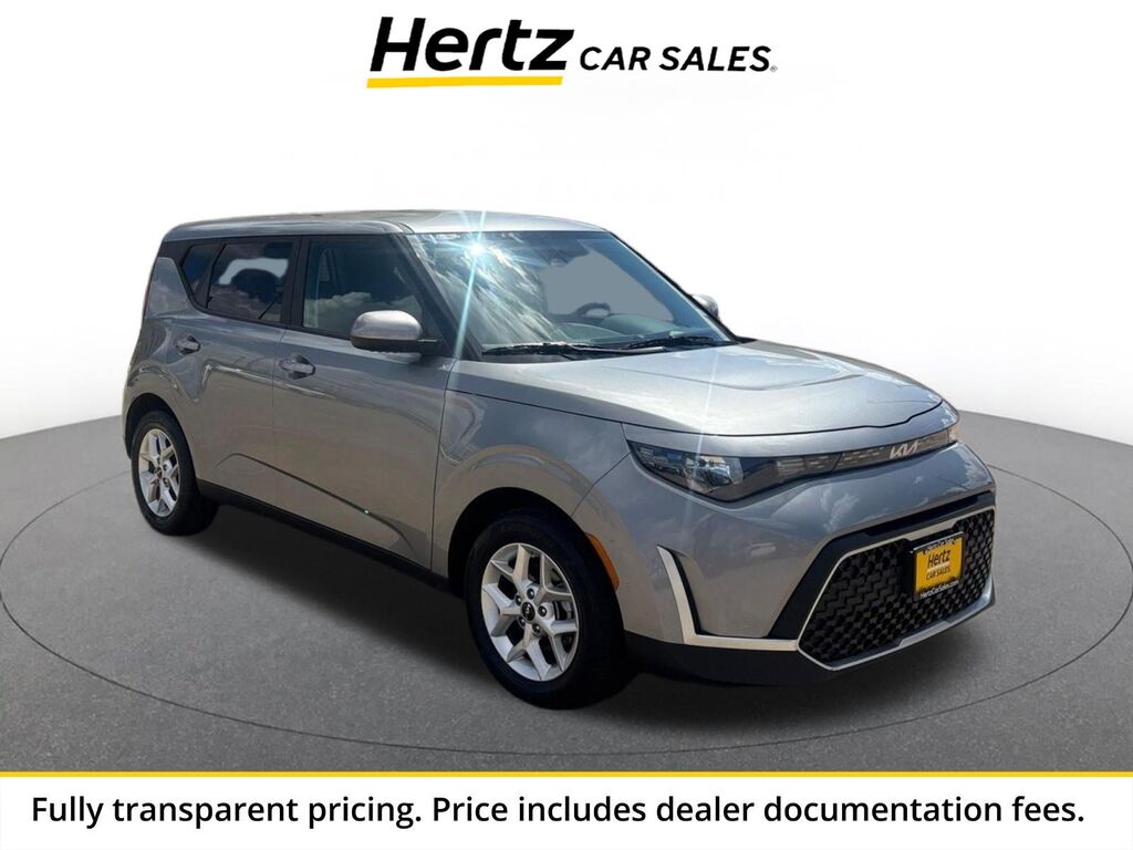 2025 Kia Soul LX — photo 1 of 1