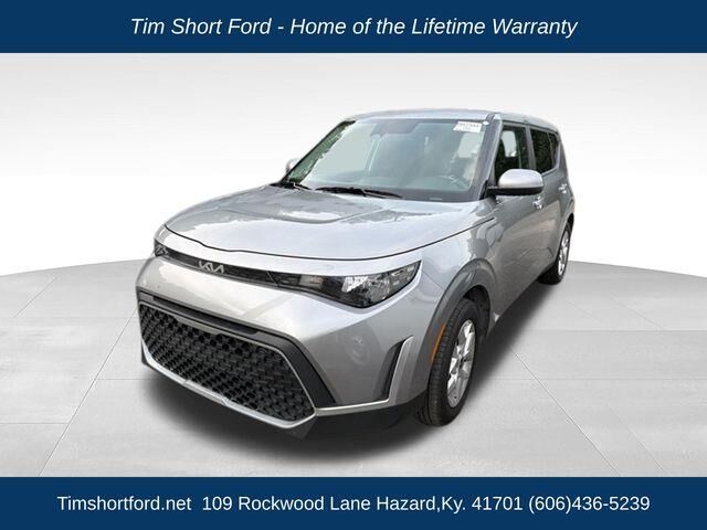 2025 Kia Soul S — photo 1 of 9