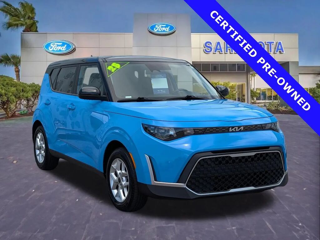 2025 Kia Soul S — photo 1 of 13