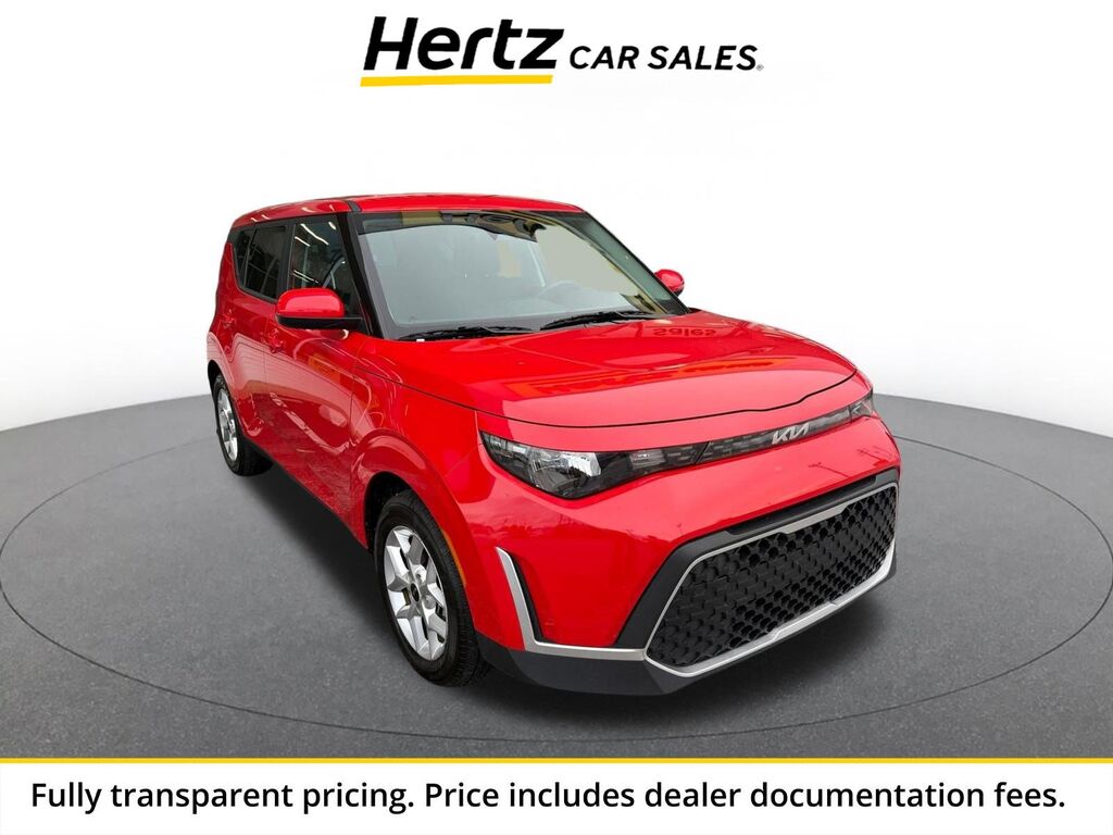 2025 Kia Soul LX — photo 1 of 11