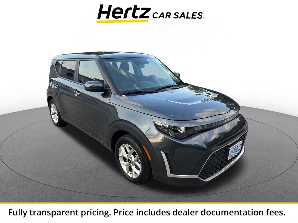 2025 Kia Soul LX — photo 1 of 11