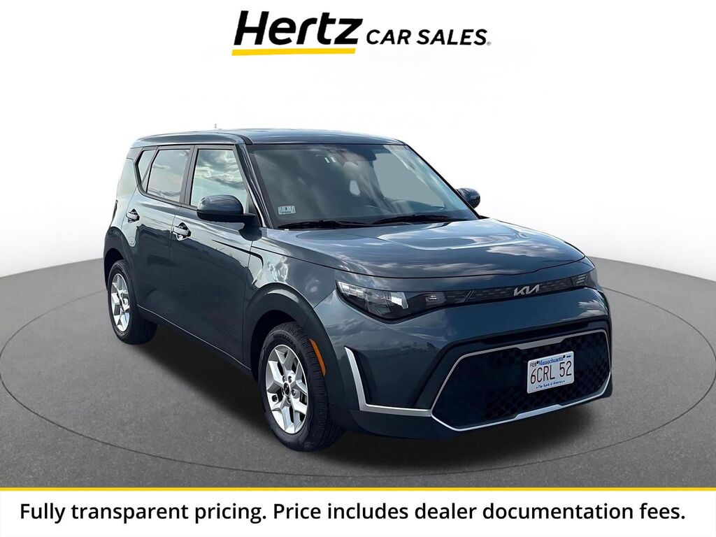 2025 Kia Soul LX — photo 1 of 11