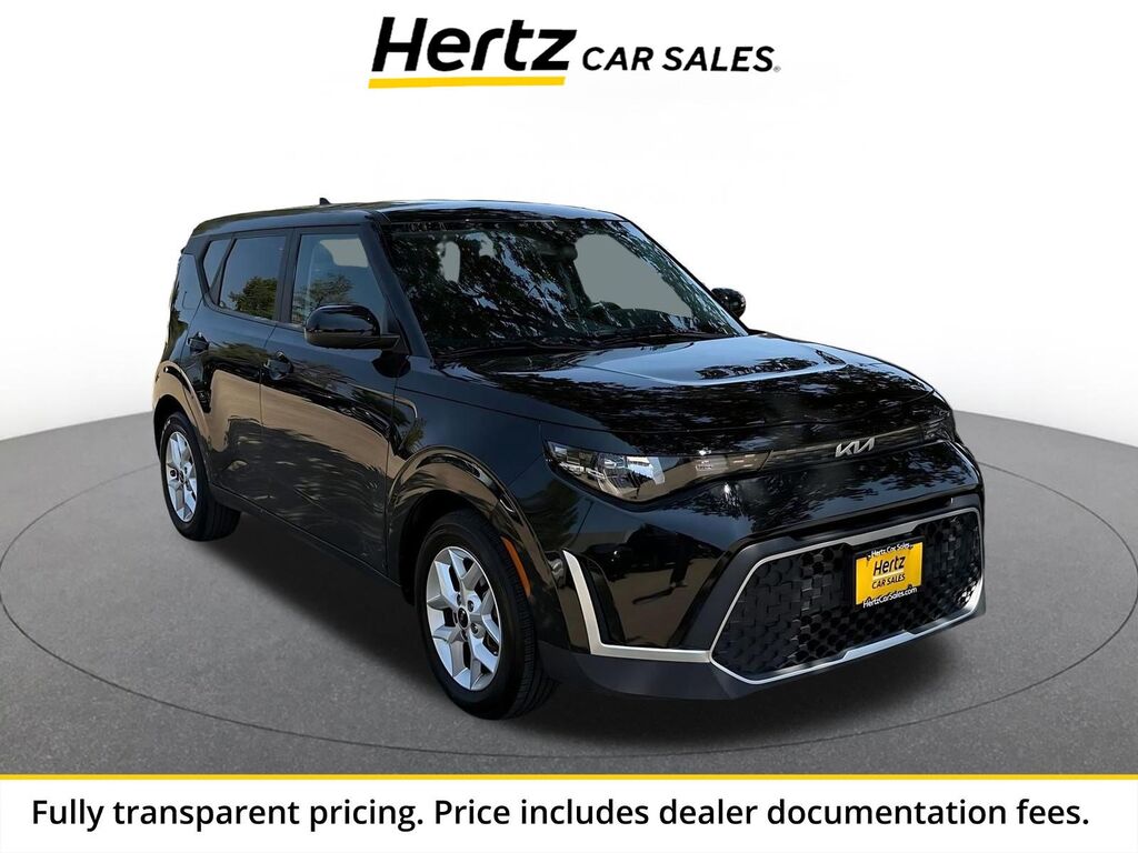 2025 Kia Soul LX — photo 1 of 11