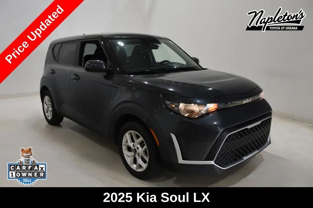 2025 Kia Soul LX — photo 1 of 12