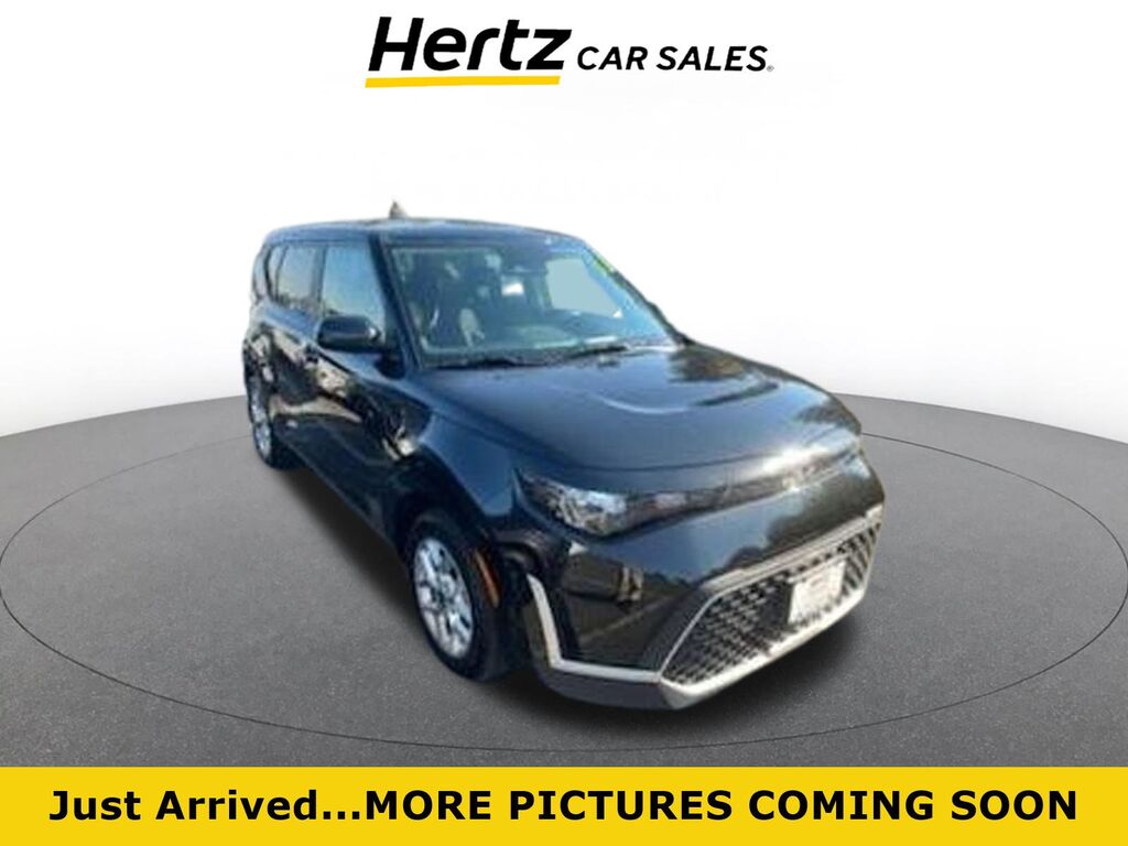 2025 Kia Soul LX — photo 1 of 1