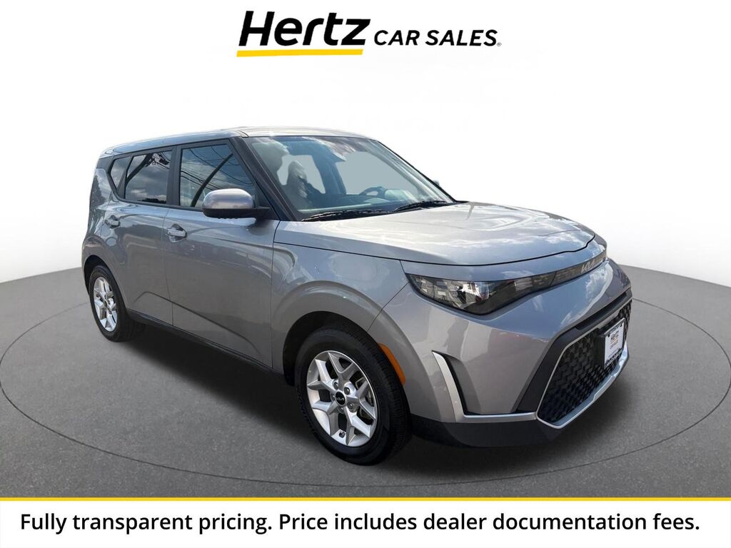 2025 Kia Soul LX — photo 1 of 1