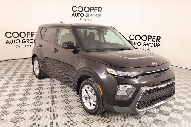 2021 Kia Soul S — photo 1 of 13