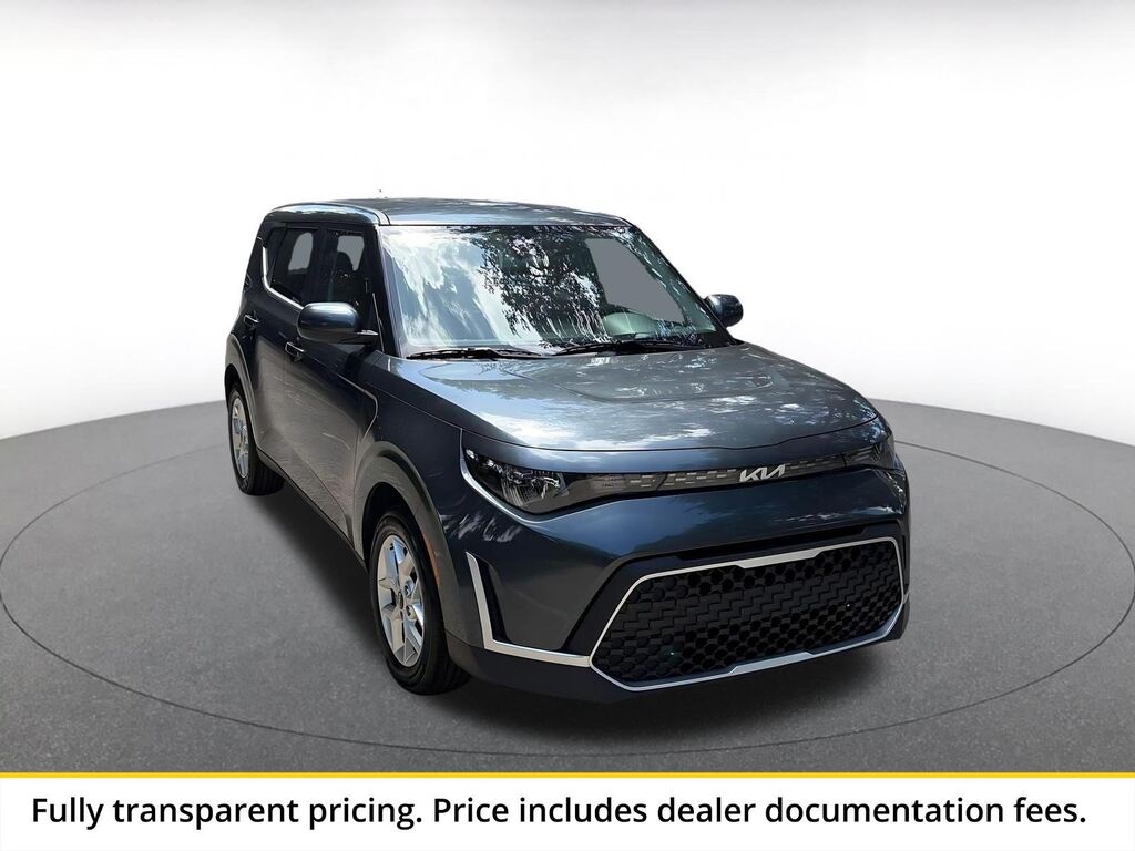 2025 Kia Soul LX — photo 1 of 1