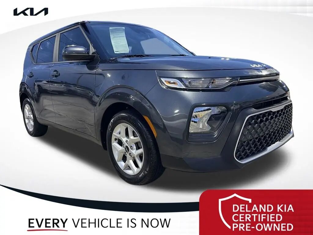 2022 Kia Soul S — photo 1 of 13