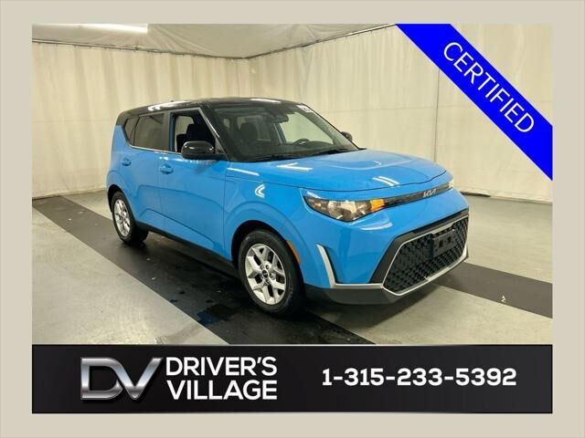 2023 Kia Soul S — photo 1 of 13