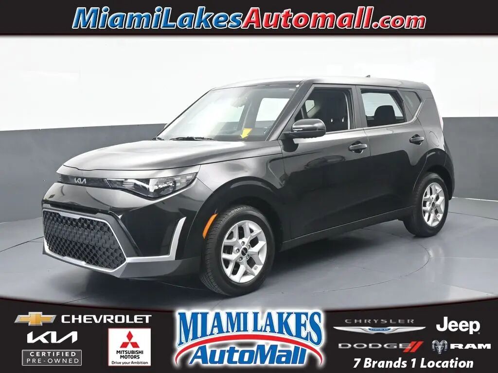 2023 Kia Soul S — photo 1 of 13